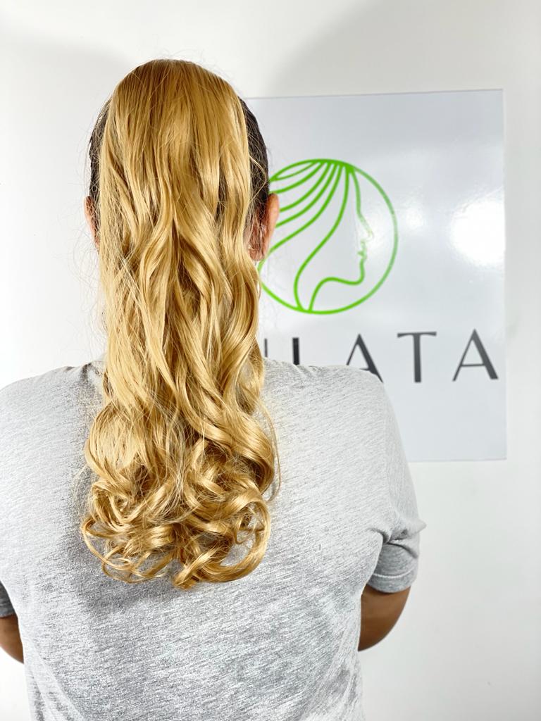 Coleta Ondulada Rubia Oscura